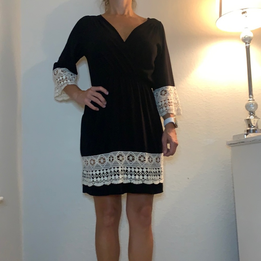 Black sage dress w lace